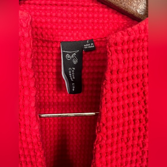 Focus Casual Life Red Waffle-Knit Swing Jacket – Size S | 100% Cotton - Picture 3 of 13